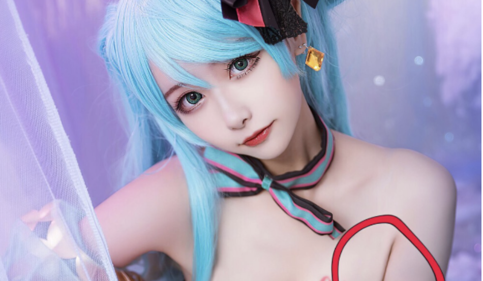 图片[1]-Momoko葵葵初音未来、赝造魔女七罪和碧蓝航线-喵图坊