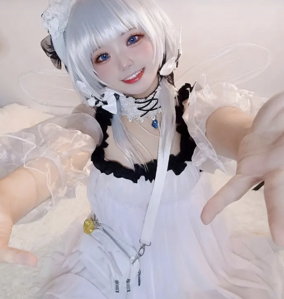 图片[1]-伊喵君_Nya cos女仆装出镜最萌coser-喵图坊